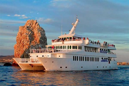 premium-sunset-cruise-show
